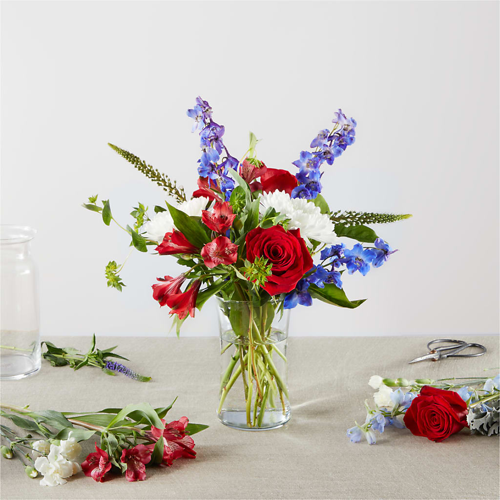 Star Spangled - A Florist Original – The Owls Nest Florist, York SC