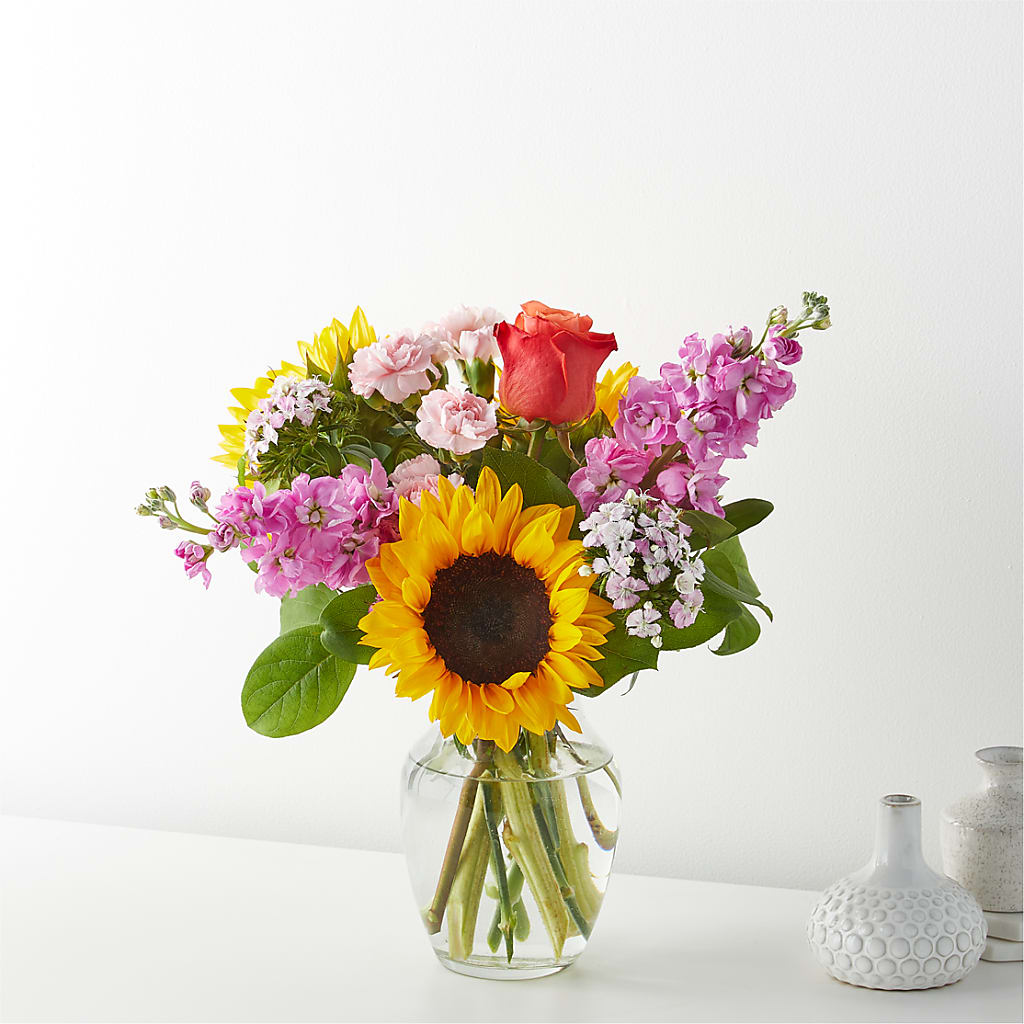 Yellow Brick Road Bouquet – The Owls Nest Florist, York SC