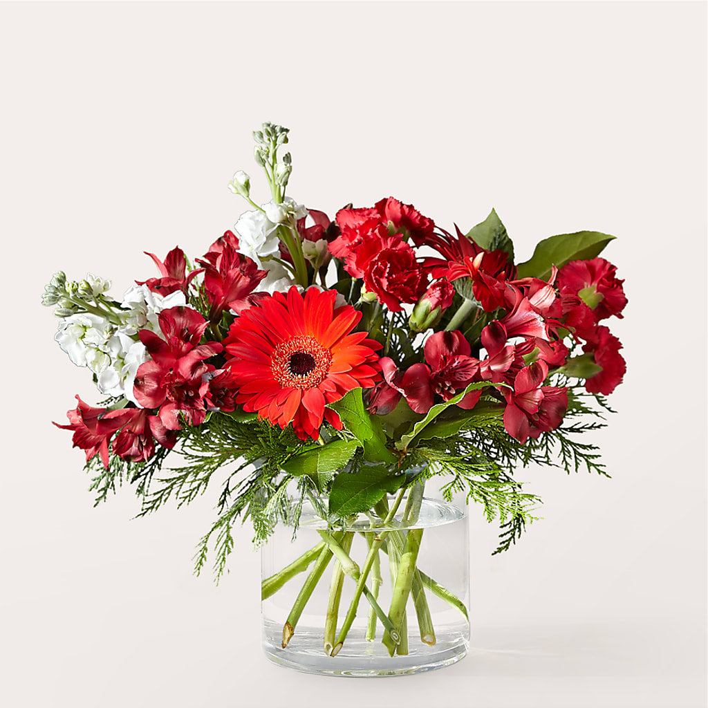 Holidaisy Bouquet – The Owls Nest Florist, York SC