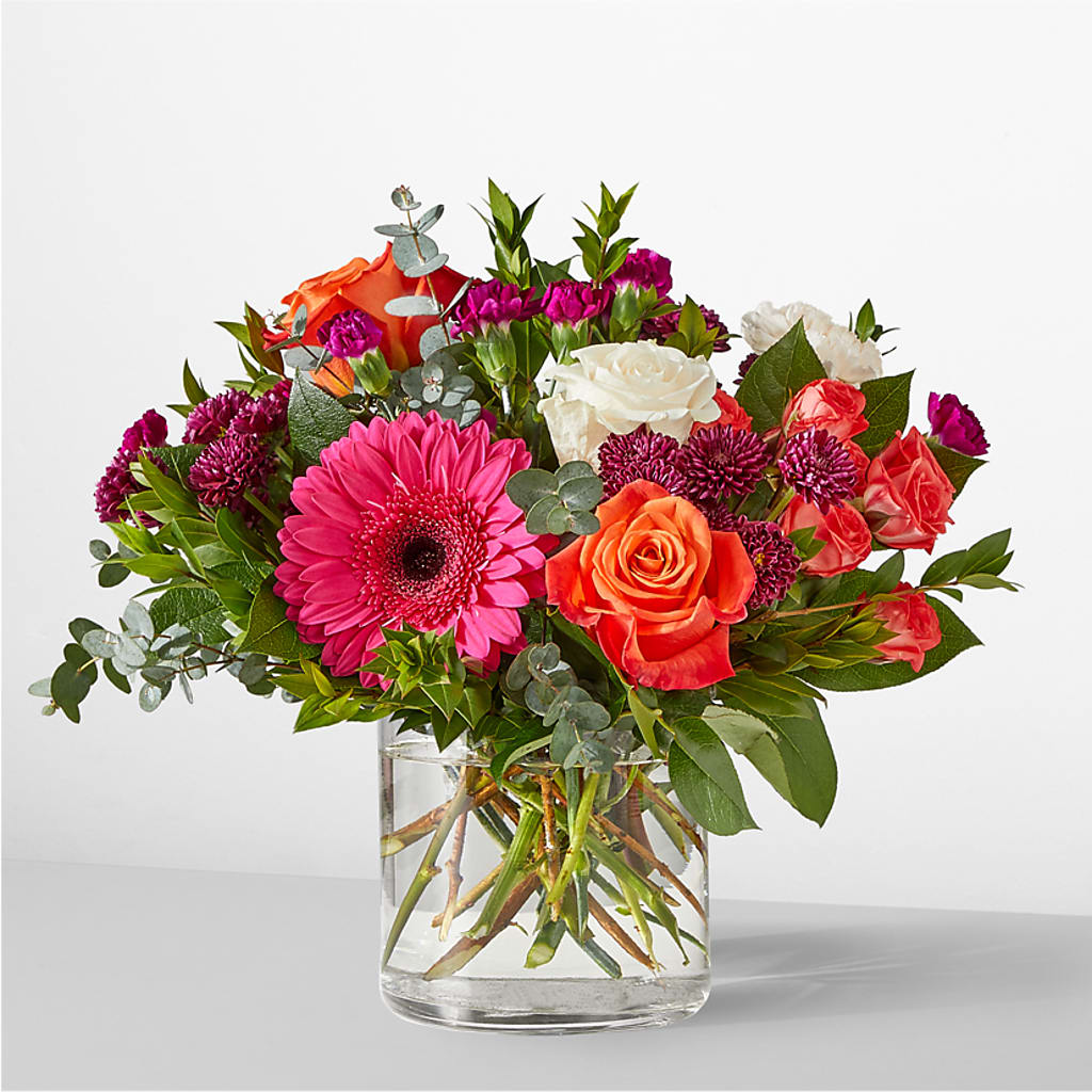 Smell the Roses Bouquet – The Owls Nest Florist, York SC