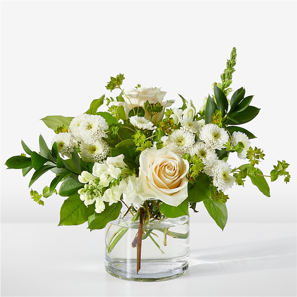 Hint of Vanilla Bouquet – The Owls Nest Florist, York SC