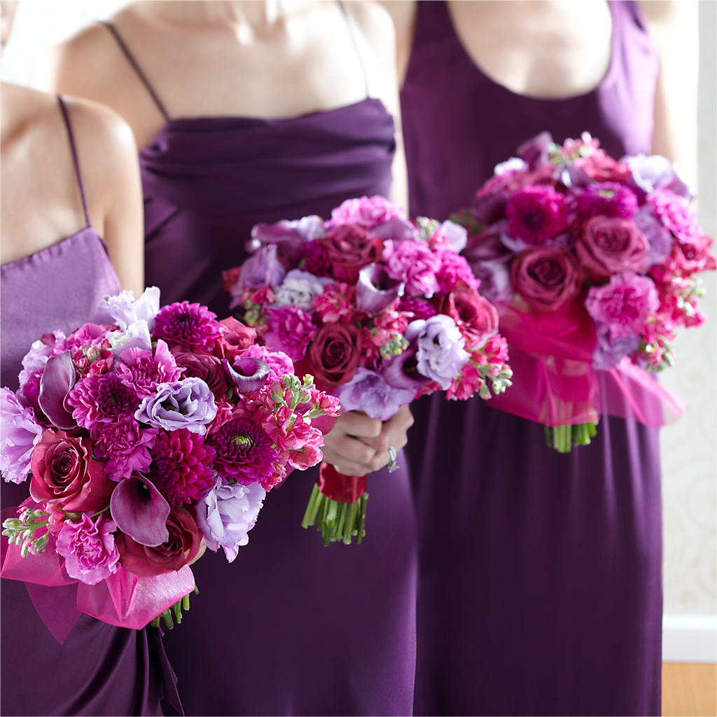 Bridesmaid's Garden Bouquet – The Owls Nest Florist, York SC