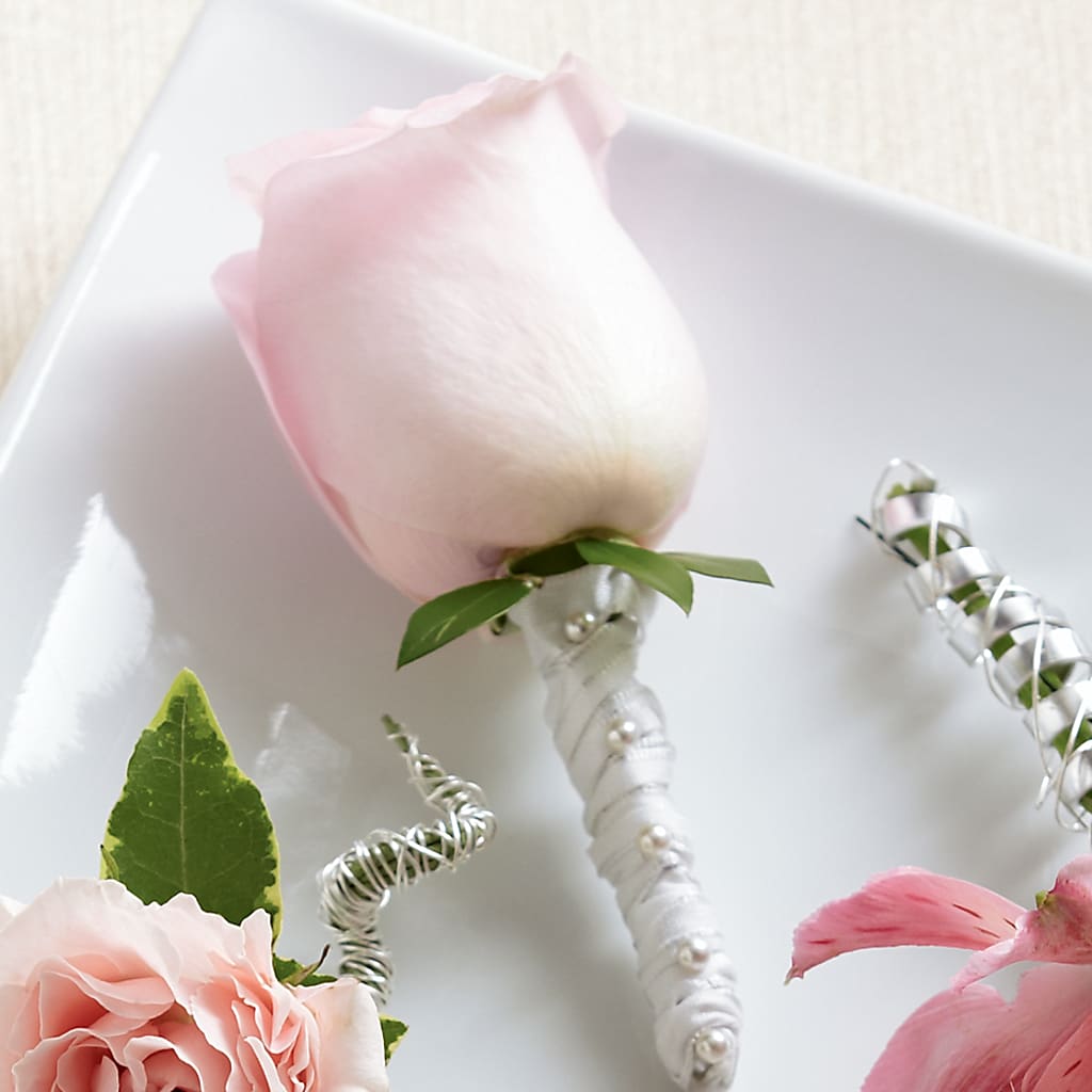 Pink Rose Boutonniere – The Owls Nest Florist, York SC