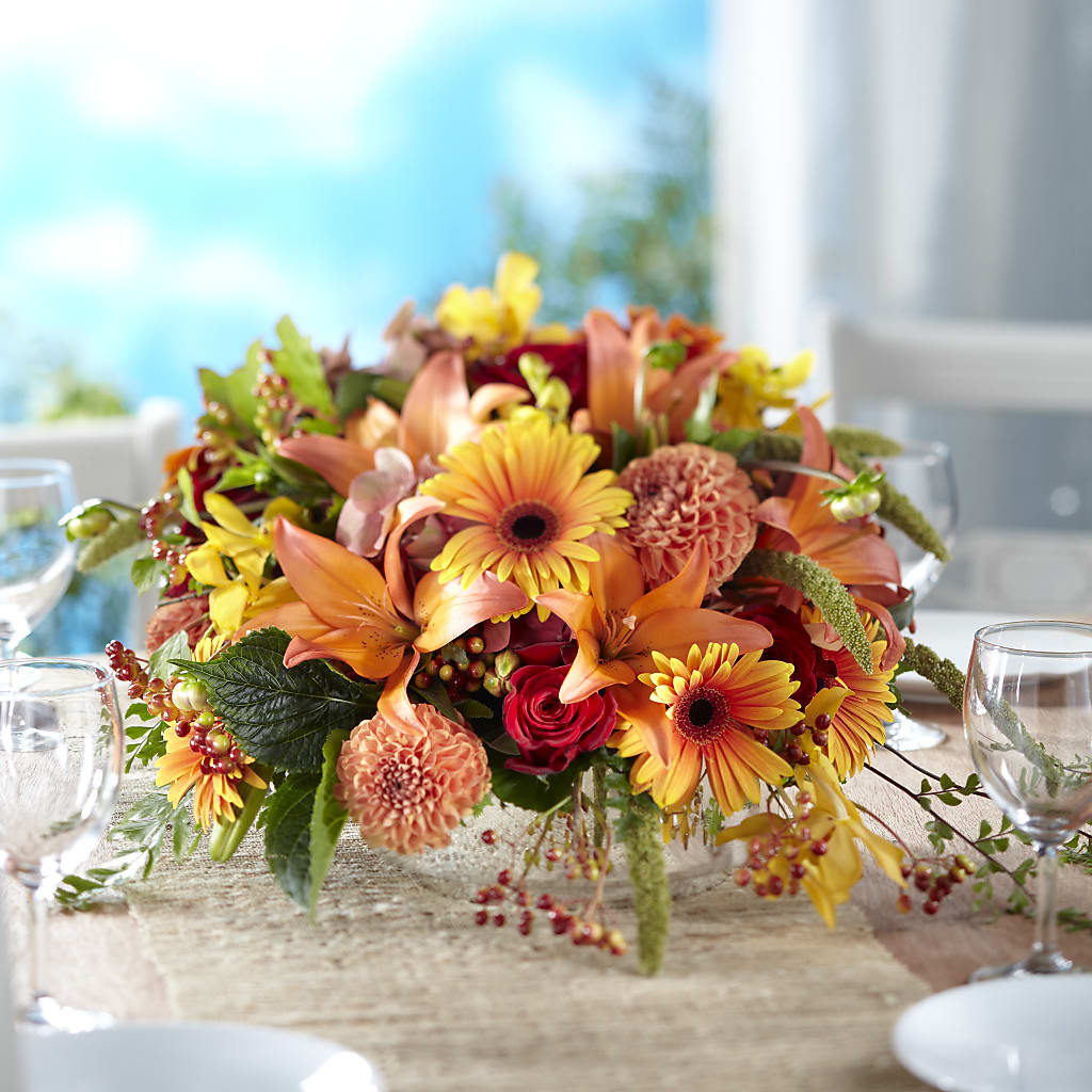 One and Only Centerpiece – The Owls Nest Florist, York SC