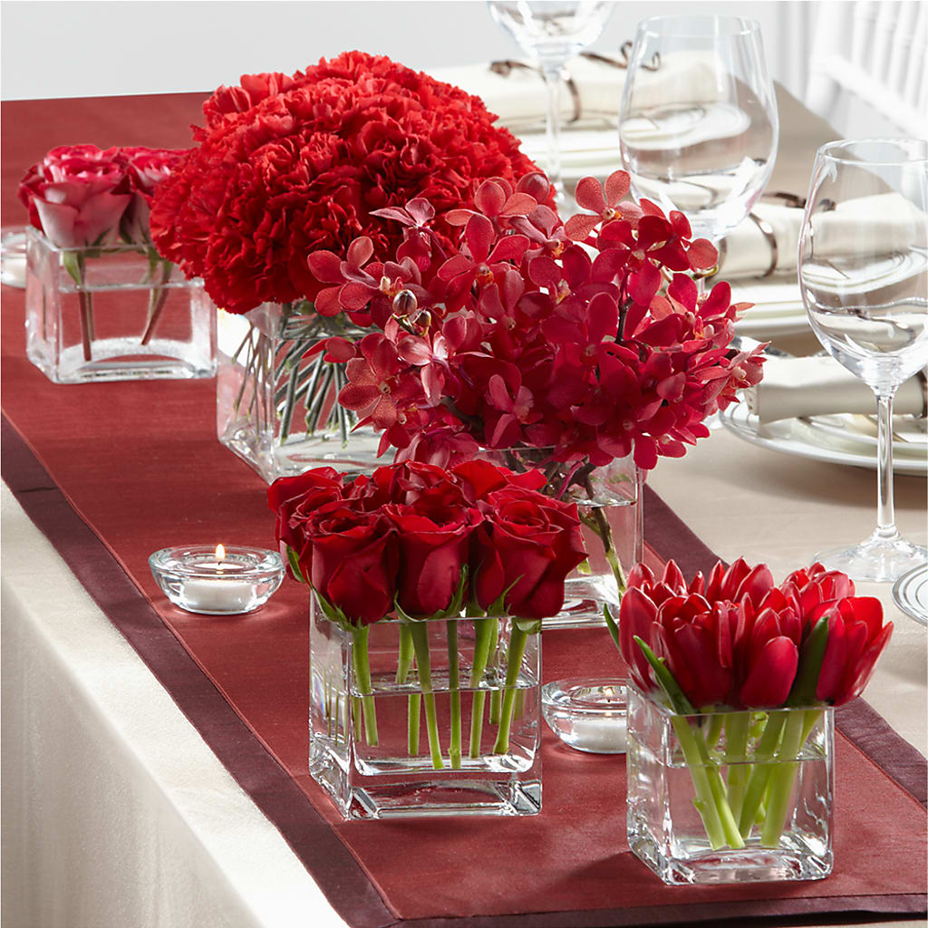 Modern Grace Centerpiece – The Owls Nest Florist, York SC