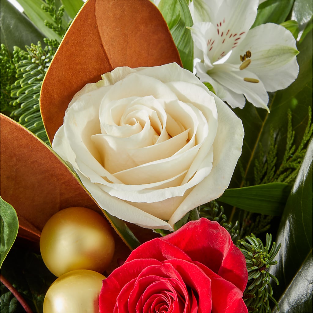 Joy & Jolly Bouquet –  The Owls Nest Florist, York SC