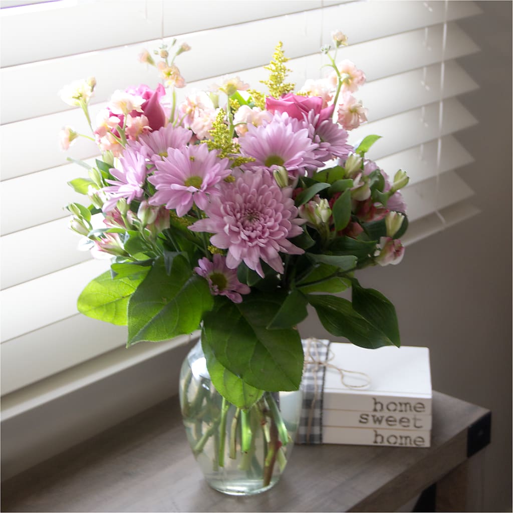 Pastel Tradition - A Florist Original –  The Owls Nest Florist, York SC