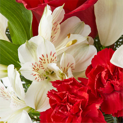 Holiday Season Bouquet –  The Owls Nest Florist, York SC
