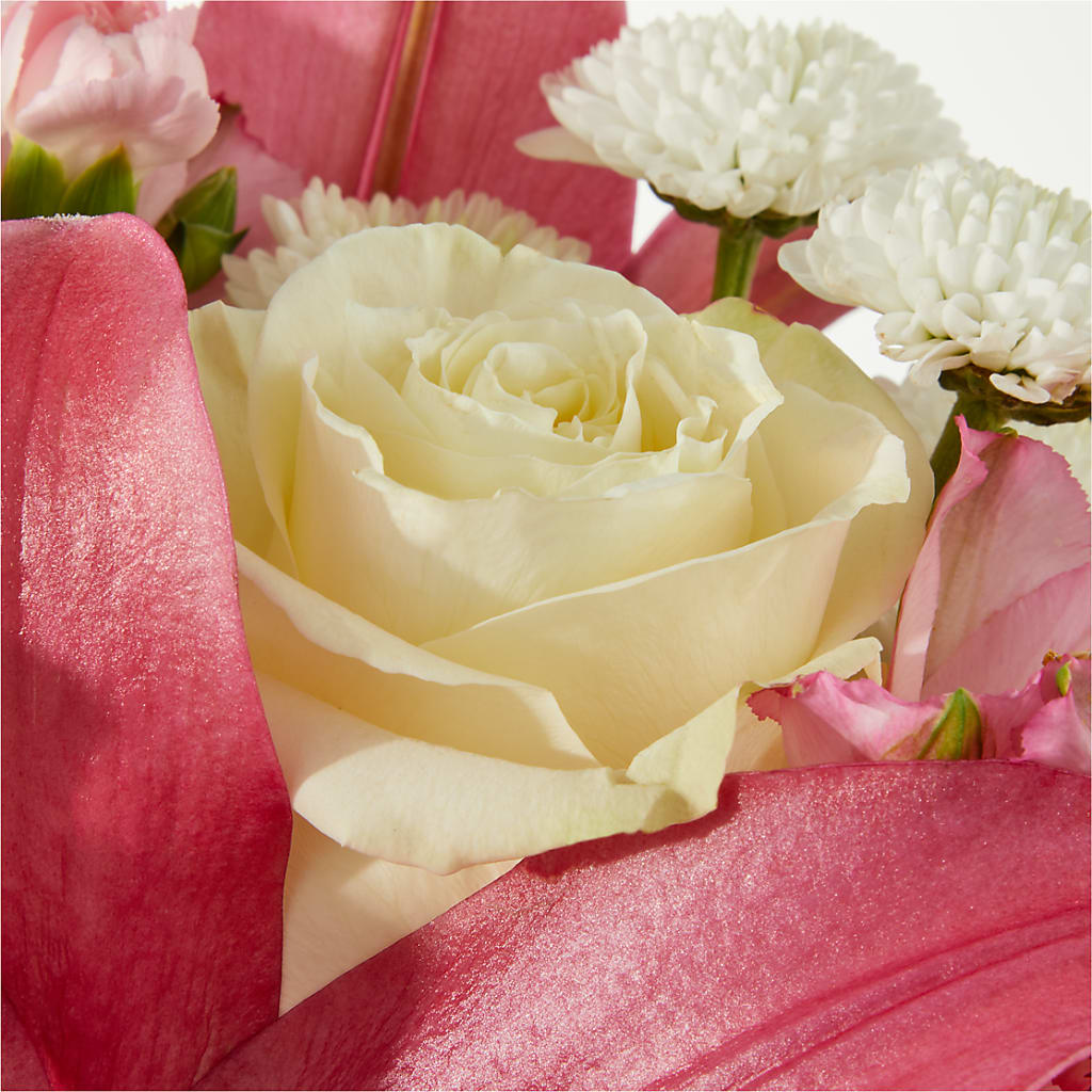 Piece of Cake Bouquet –  The Owls Nest Florist, York SC